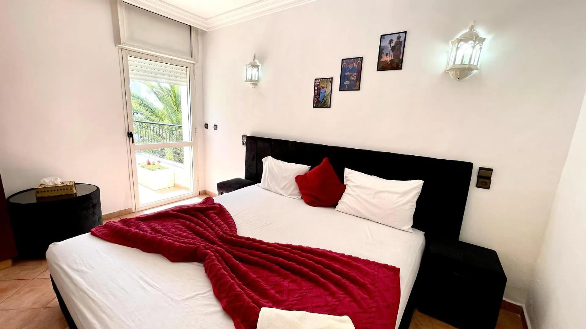 Контакты Merry Studio Hotel
